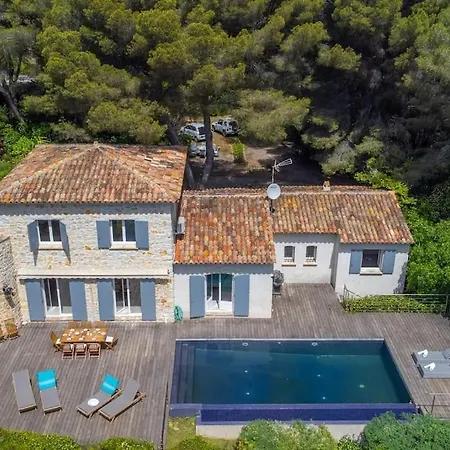 Villa Villa, 8 Pers, Pieds Dans L'eau