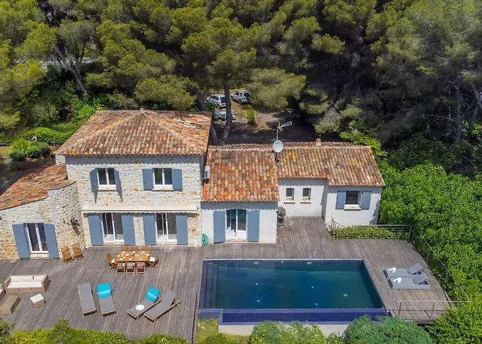 Villa Villa, 8 Pers, Pieds Dans L'eau
