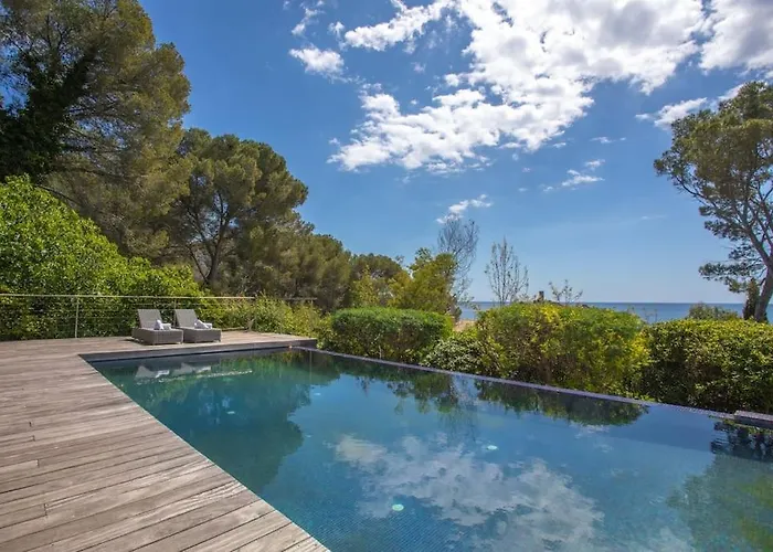 Villa, 8 Pers, Pieds Dans L'eau Villa Saint-Raphaël