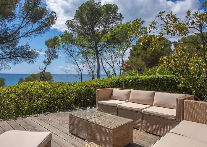 Villa, 8 Pers, Pieds Dans L'eau Saint-Raphaël