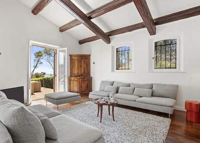 Villa Villa, 8 Pers, Pieds Dans L'eau Saint-Raphaël